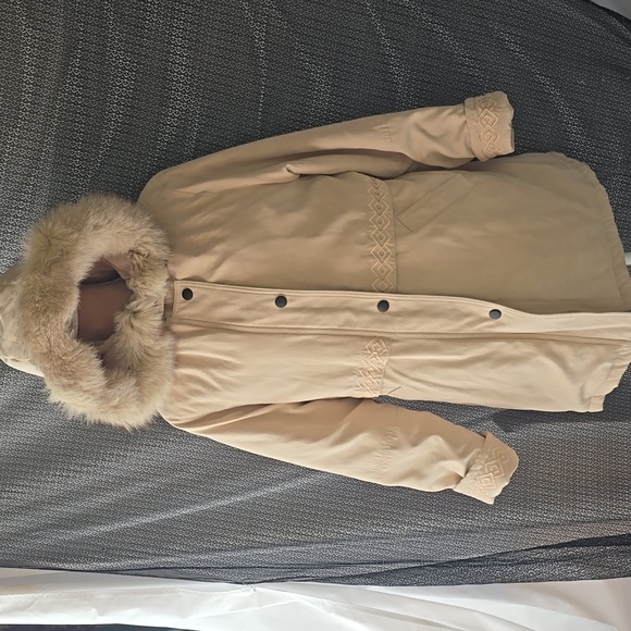 Vintage R by Regency size small. - Picture 1 of 16